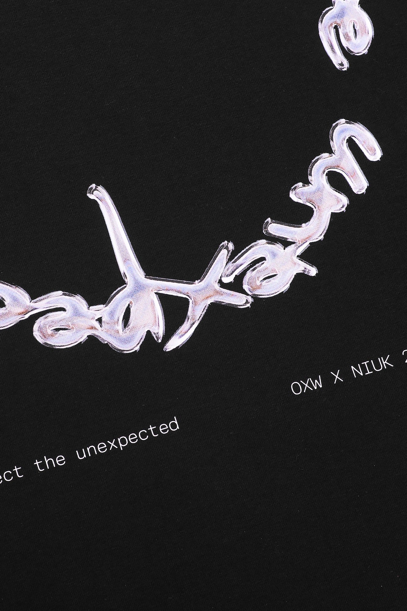 T-shirt expect liquid metal
