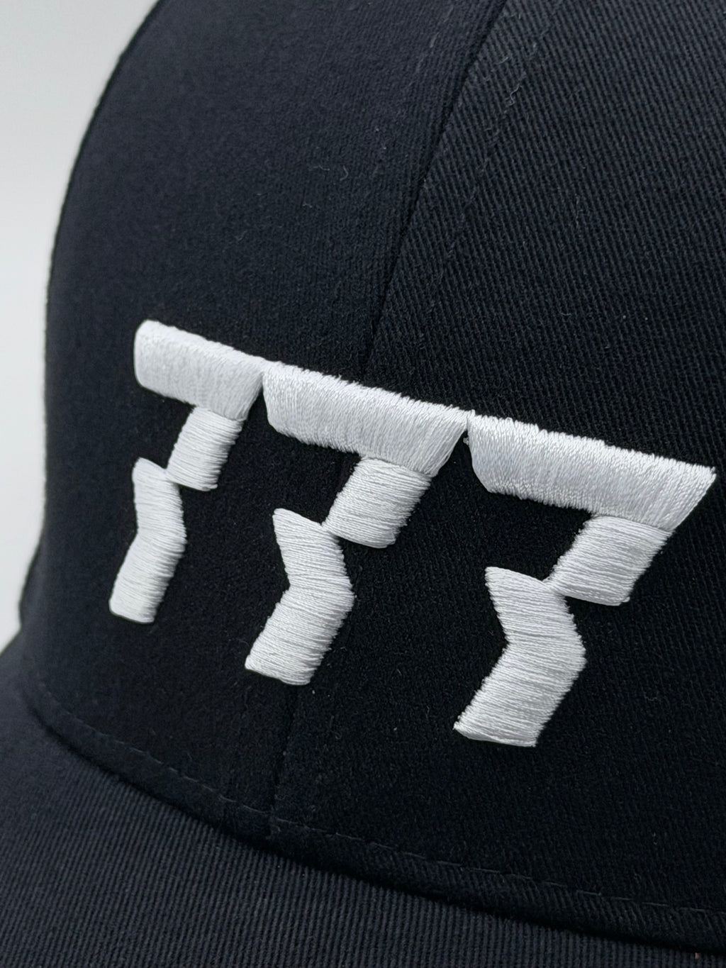 777 cap white 3d