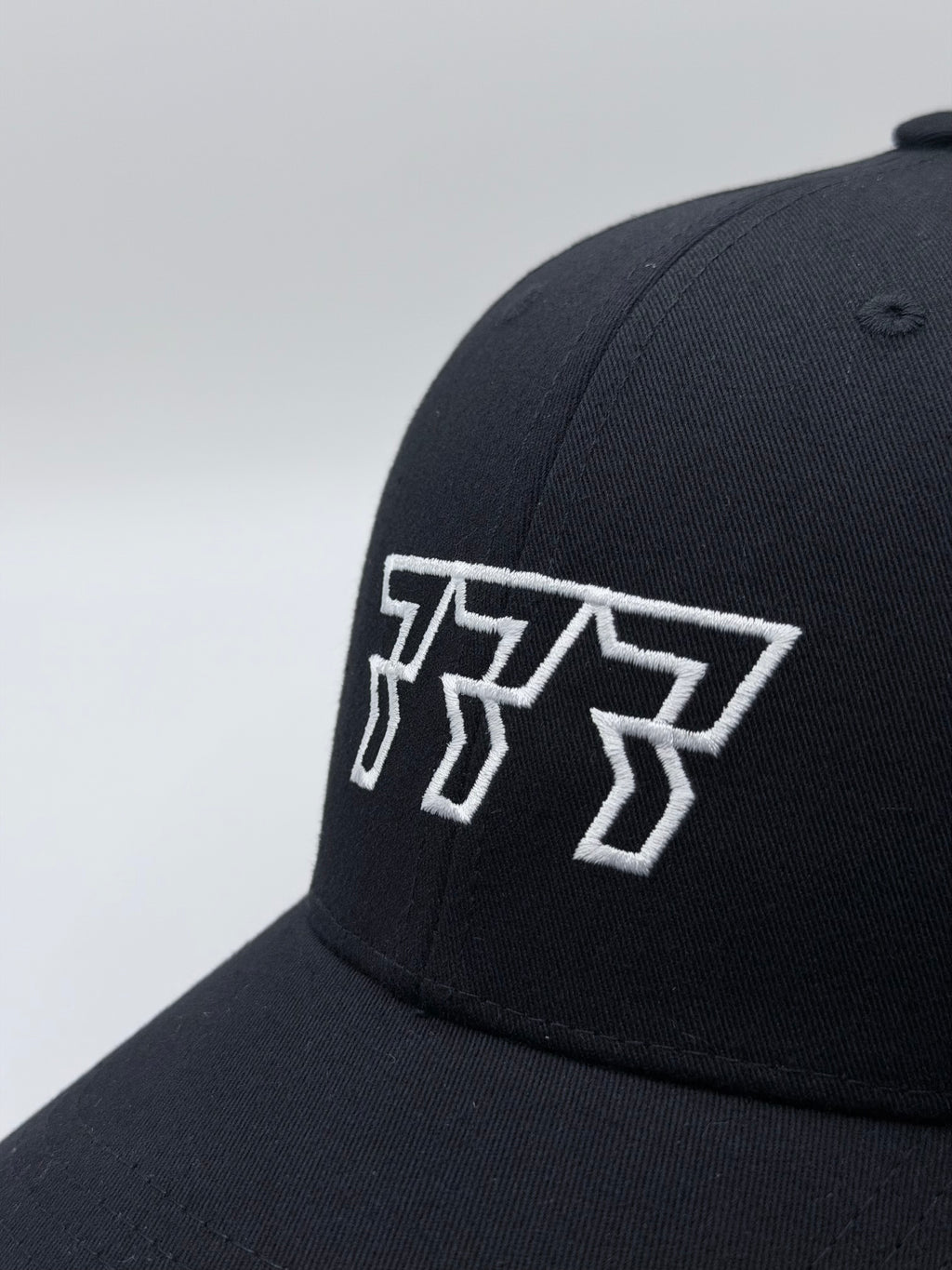 777 cap outline white